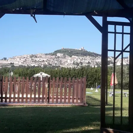 Διαμέρισμα Flat Near 2 Minutes From Airport ! Ασίζη