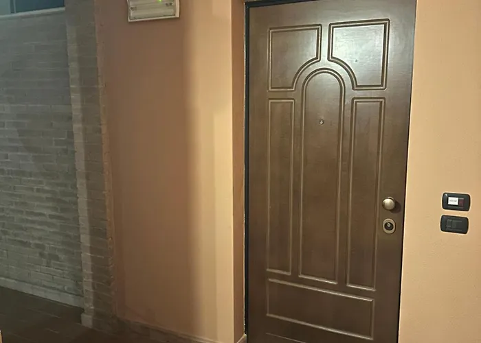 Flat Near 2 Minutes From Airport !